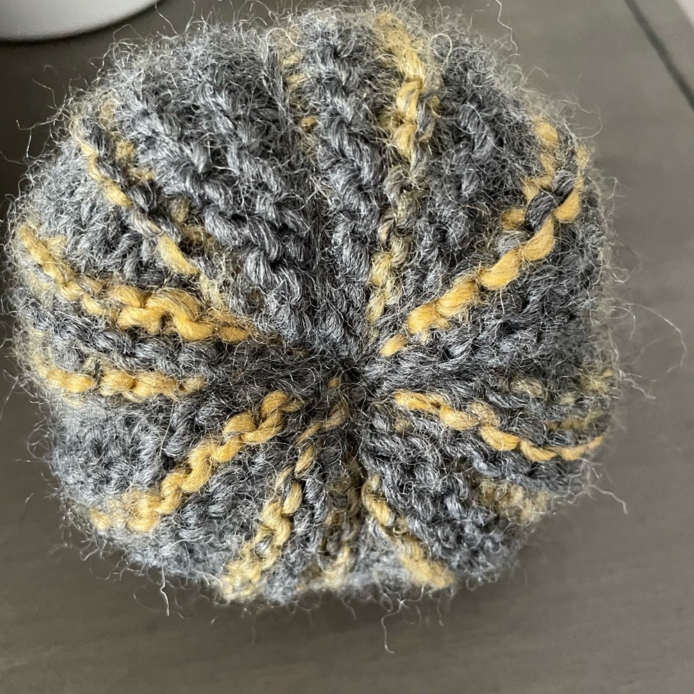 Knitted Pumpkin for Harvest Season - Picture 3 of 3
